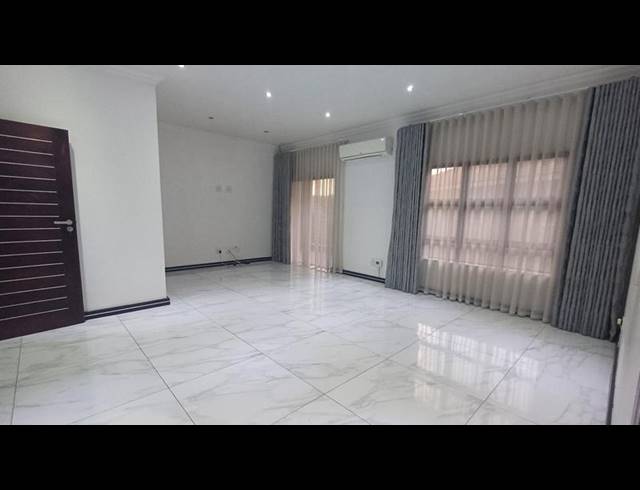 4 BEDROOM HOUSE FOR SALE IN RASLOUW GARDENS